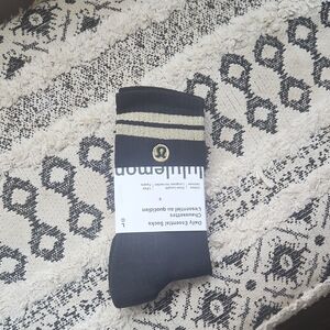 Lululemon Daily Essential Socks NWT
